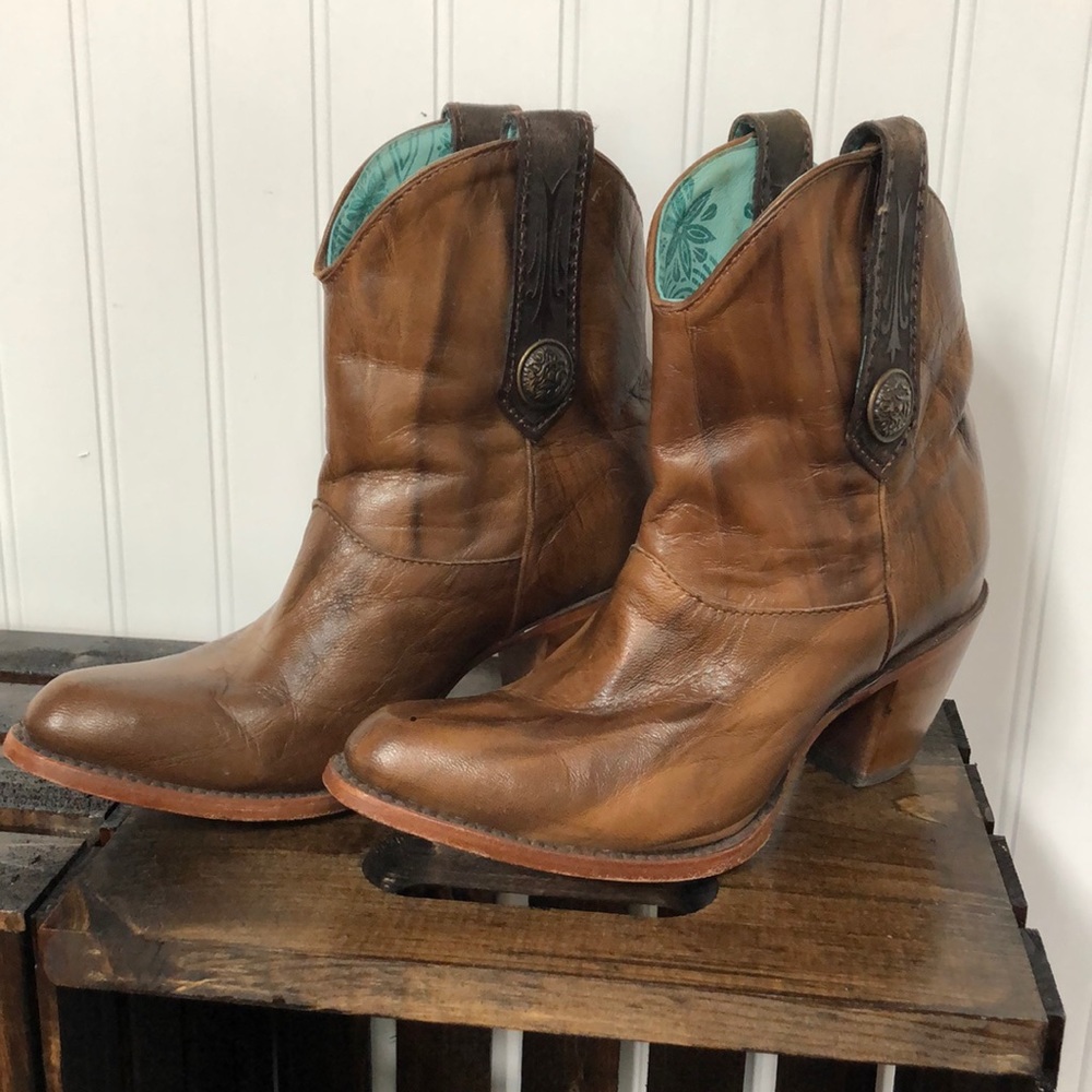 Cowgirl booties